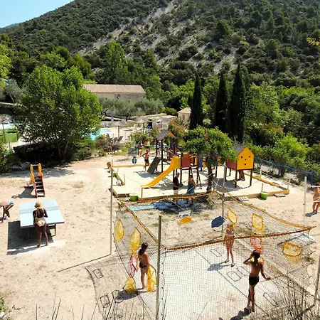 Camping 4 Etoiles - Piscine - Ccbgdai Venterol (Drome)